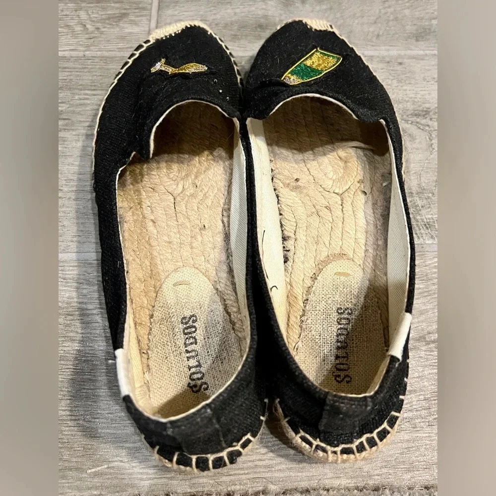 Soludos size 8 Black flat espadrilles beaded wine glass and wine bottle decor